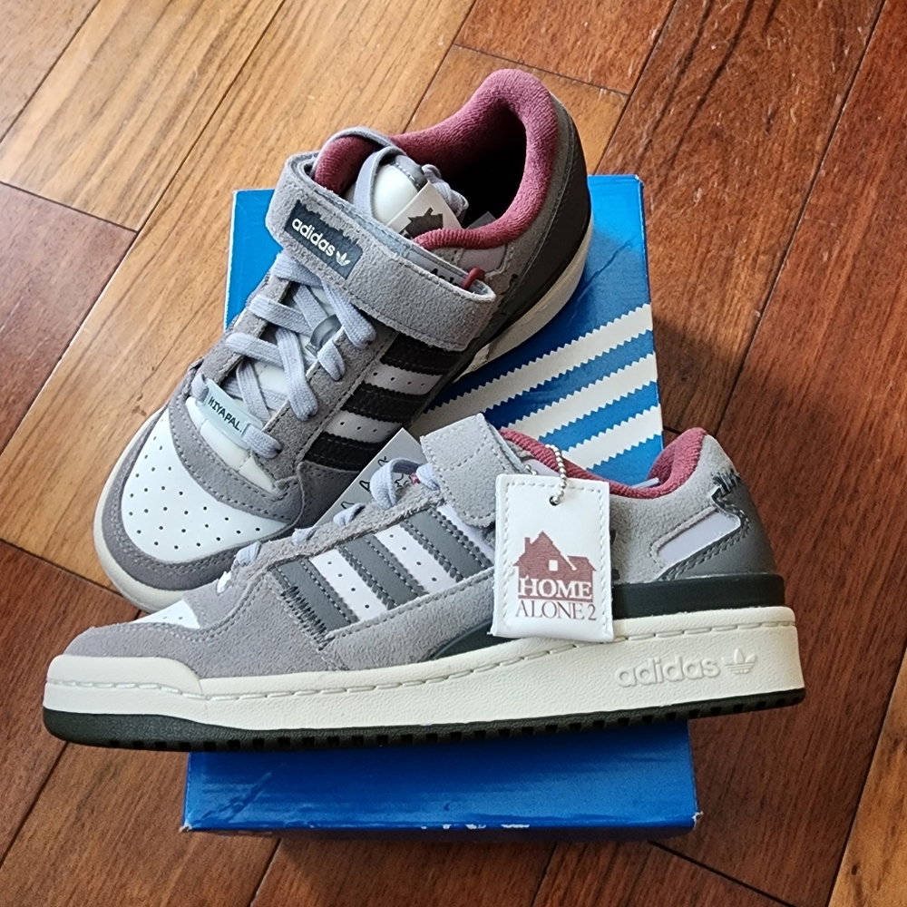 Adidas Home alone 2 size 4.5 mens